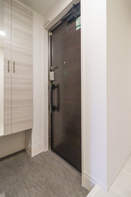 玄関　図面と現状に相違がある場合には現状を優先