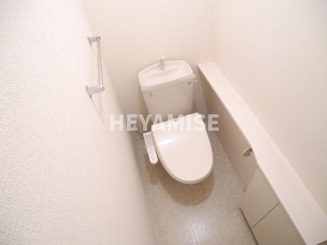 トイレ　※同物件、反転間取りの写真になります※現況を優先します※