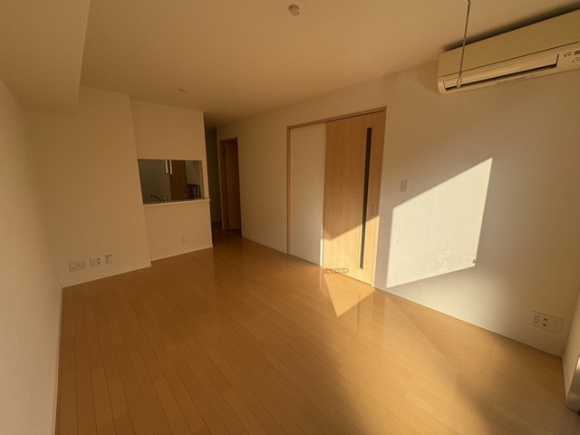 居室・リビング　103号室写真