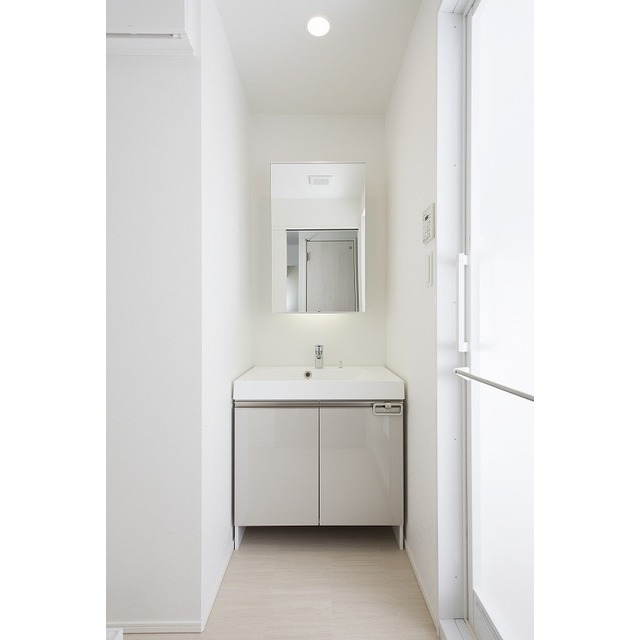 洗面設備　独立洗面化粧台