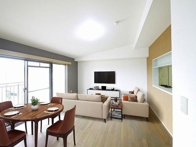 居室・リビング　CGで家具等を配置したもので家具等は含まれません。