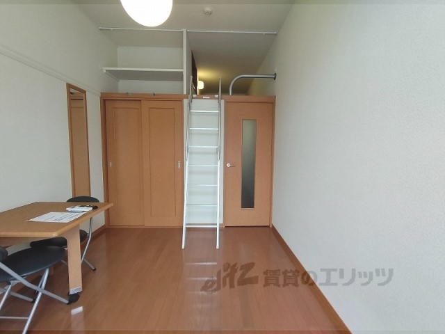 居室・リビング　居室