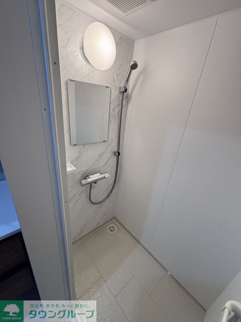 バス・シャワールーム　洗面