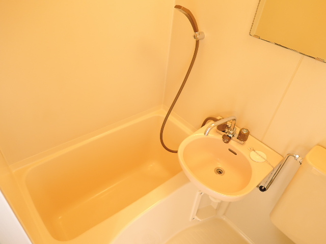 バス・シャワールーム　※別室参考写真