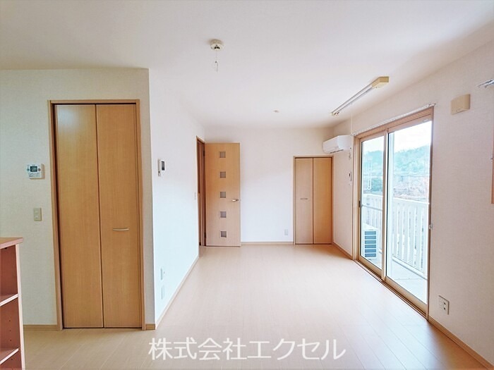 居室・リビング　明るい室内です。