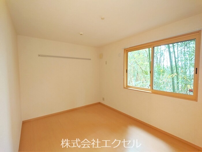 その他部屋・スペース　フローリングの室内です。