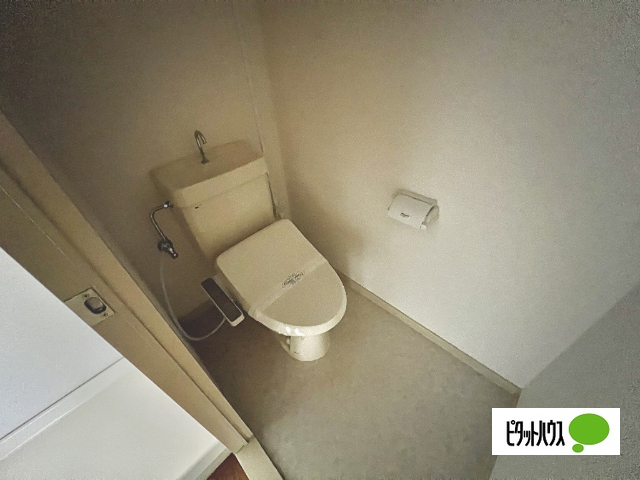 トイレ　同間取り別号室