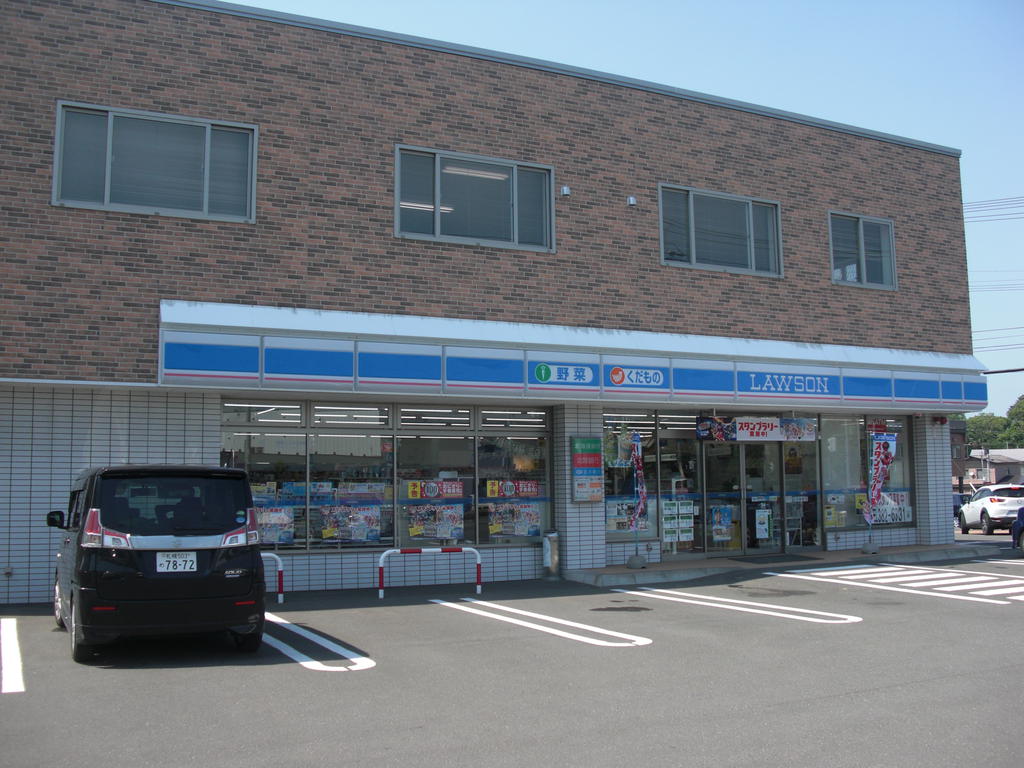コンビニ　ローソン江別一番町店（コンビニ）まで385m