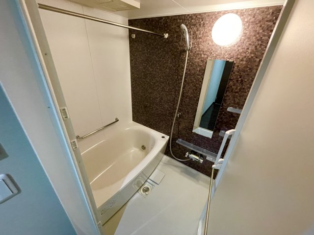 バス・シャワールーム　建築中のため、類似物件のお写真です(現状を優先します）