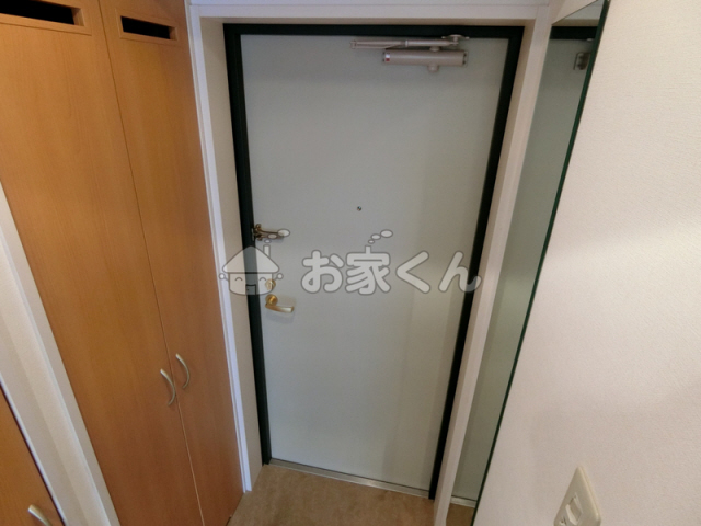 玄関　シューズボックス付き玄関