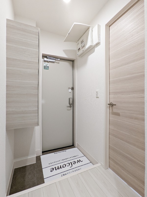 玄関　図面と現状に相違がある場合には現状を優先