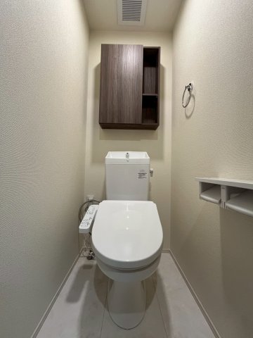 トイレ　落ち着いたトイレです
