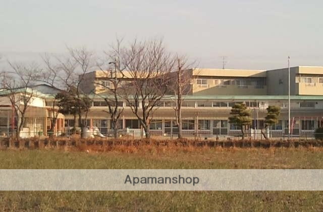 幼稚園・保育園　高根保育園（幼稚園・保育園）まで904m