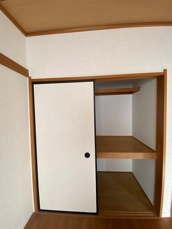 収納　押入収納付きです