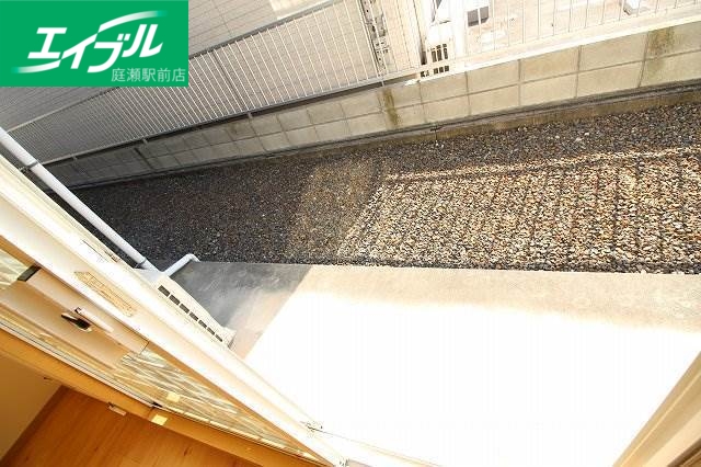 バルコニー　テラス