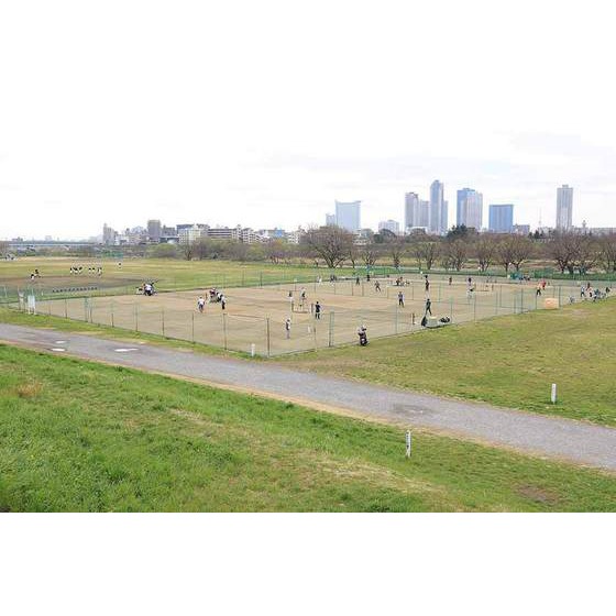 公園　多摩川緑地（公園）まで626m