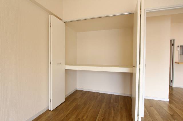 収納　収納もこんなに広いです。