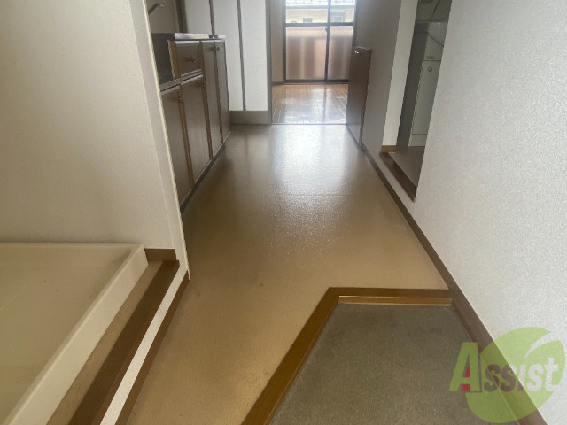 玄関　玄関からの風景です。広々としていいですね。