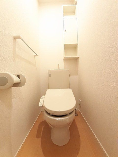 トイレ　シンプルで使いやすいトイレです