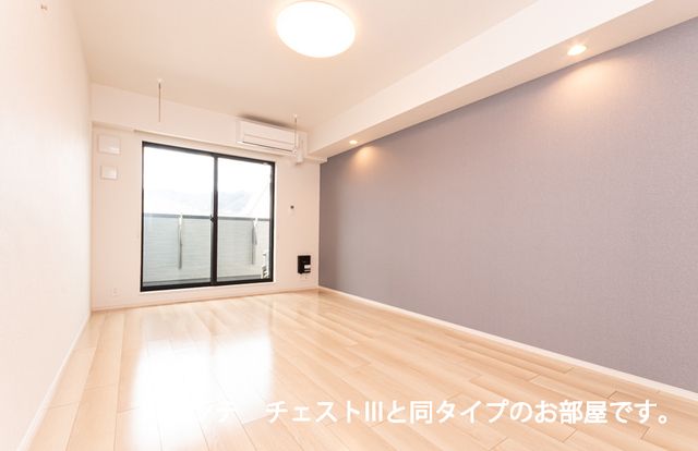 居室・リビング　同メーカー施工例