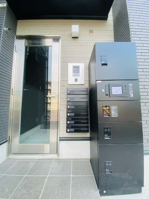 エントランス　エントランス