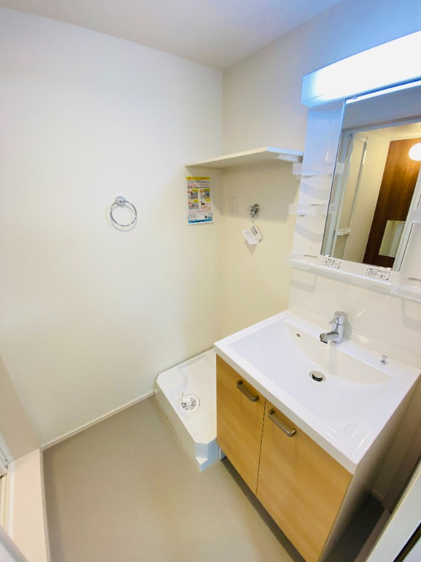 洗面設備　同型