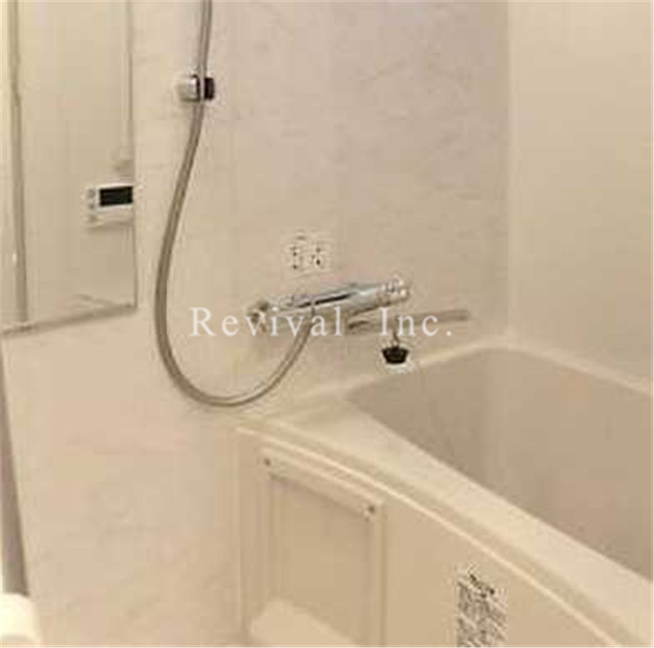 バス・シャワールーム　追い炊き機能付き