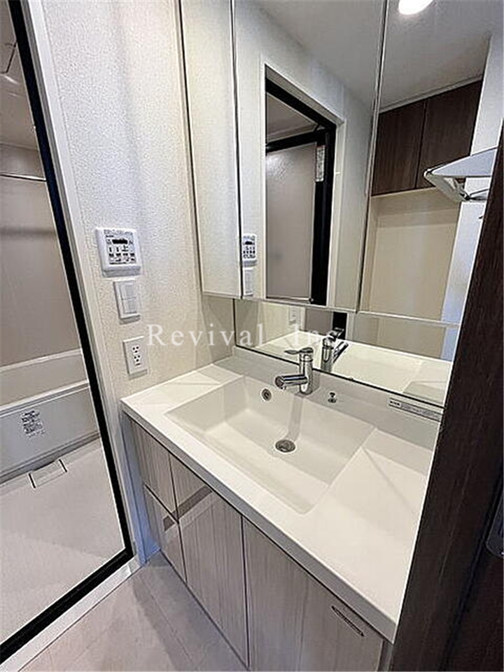 洗面設備　身だしなみチェックに欠かせません