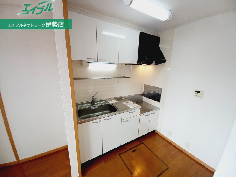 キッチン　同タイプの部屋写真です