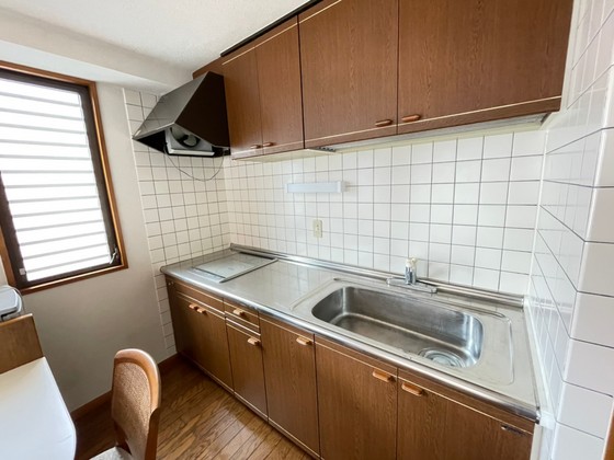 キッチン　※別部屋の写真です