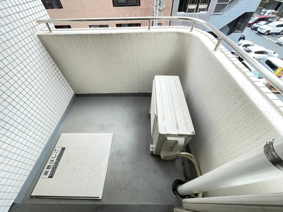 バルコニー　※別部屋の写真です