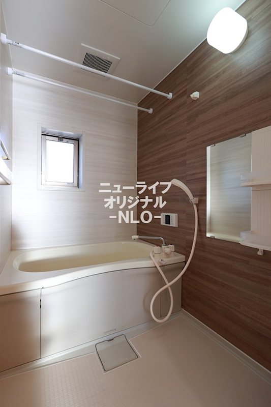 バス・シャワールーム　追い焚き機能付きのバスルームでいつでもゆっくりバスタイム☆