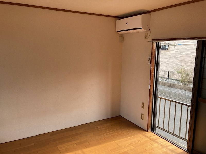 居室・リビング　別室参照