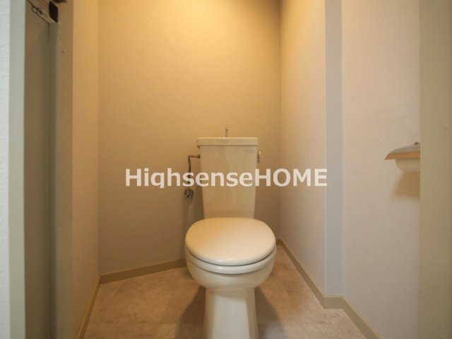 トイレ　落ち着いたトイレです