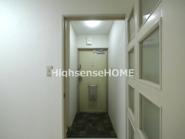 玄関　落ち着いた玄関です