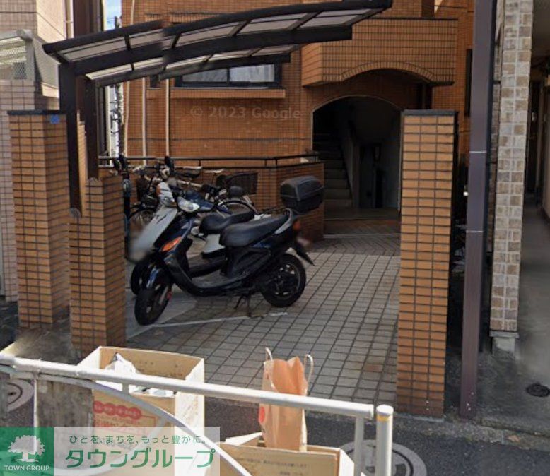 エントランス　エントランス