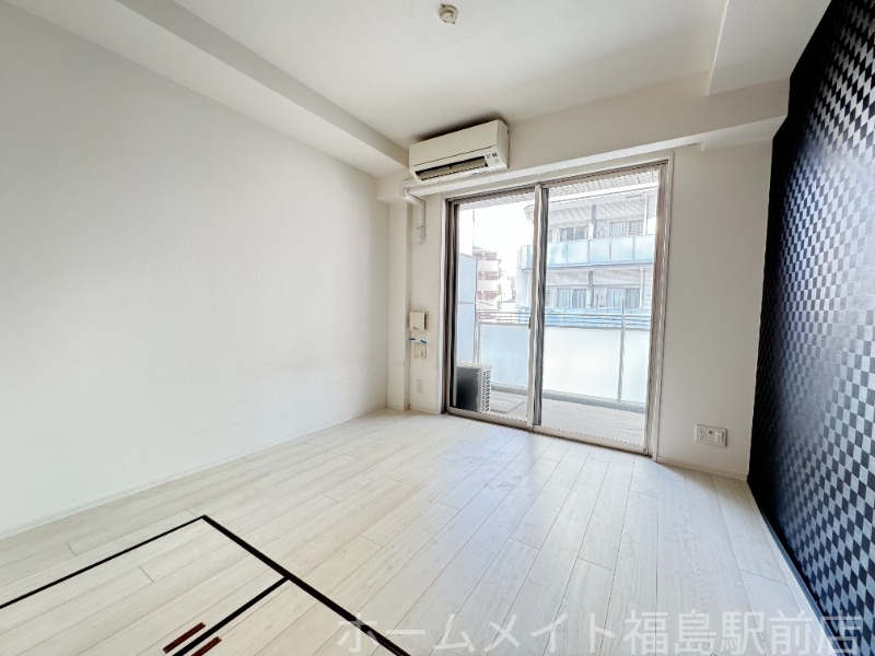 居室・リビング　反転タイプ