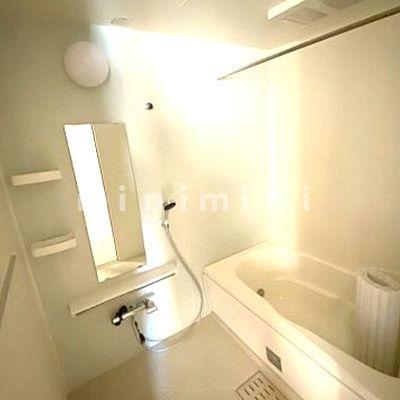 バス・シャワールーム　※写真は同シリーズ類似物件を含む為現況優先とさせて頂きます