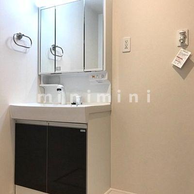 洗面設備　※写真は同シリーズ類似物件を含む為現況優先とさせて頂きます