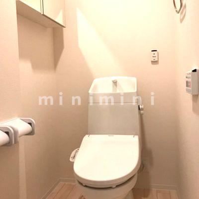 トイレ　※写真は同シリーズ類似物件を含む為現況優先とさせて頂きます