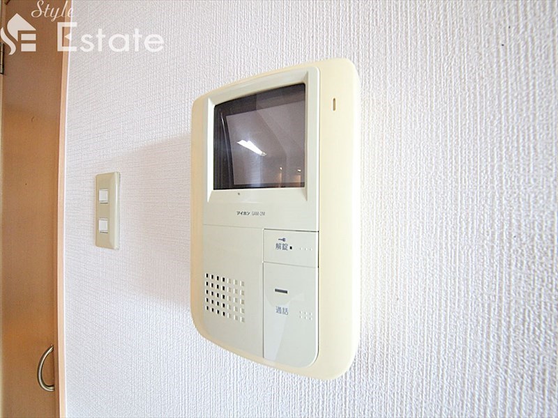 セキュリティ　モニター付きインターホン