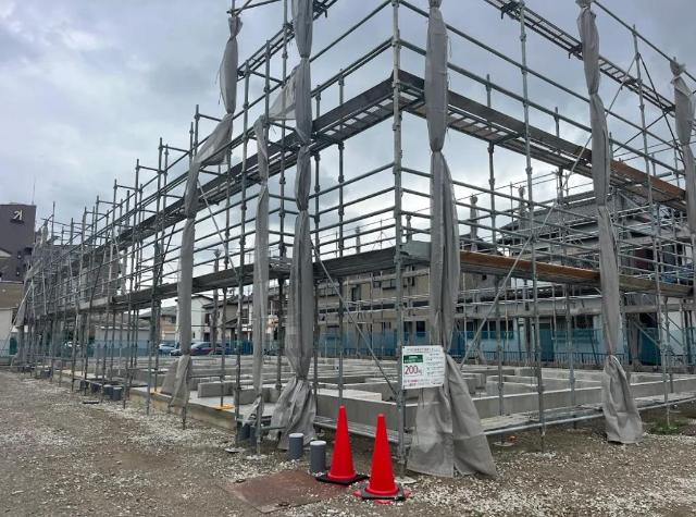 建物外観　建築現場