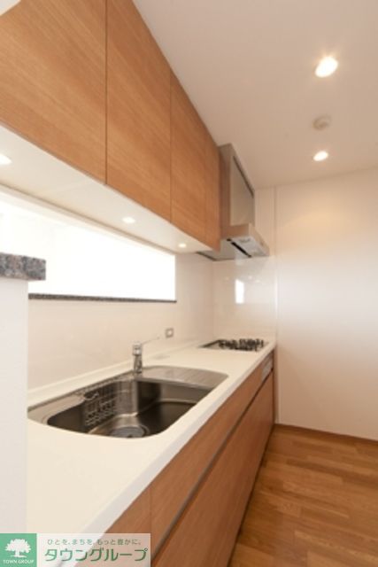 キッチン　※写真は同タイプ住戸です。