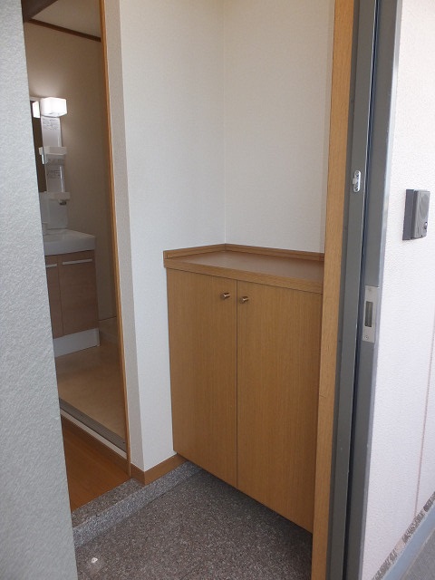 玄関　シューズボックス