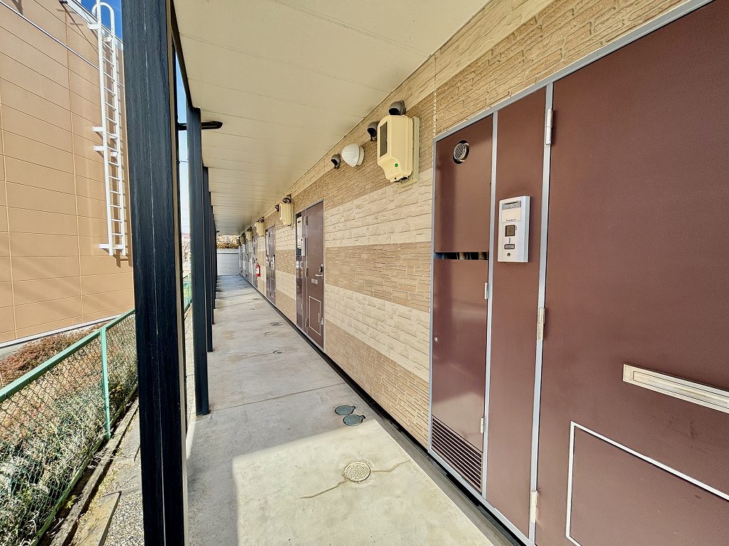 セキュリティ　１階　通路