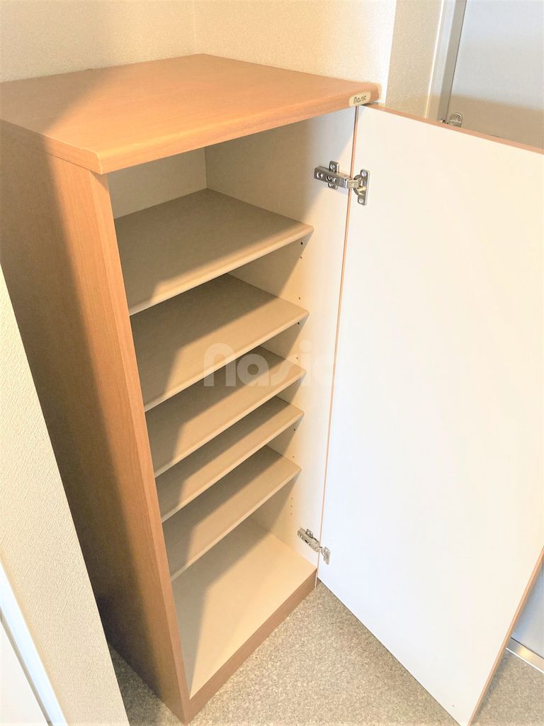 玄関　シューズボックス