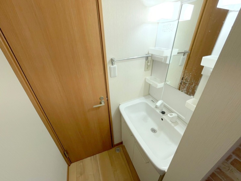 洗面設備　シャンプードレッサーで便利です♪