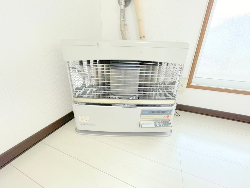 その他設備　ストーブ付きです！