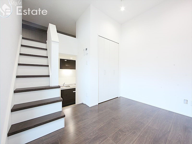 居室・リビング　内装