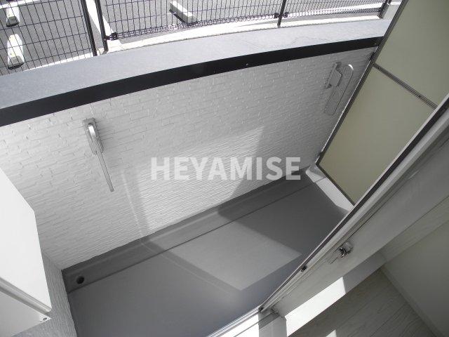 バルコニー　※室内画像は別号室のもの